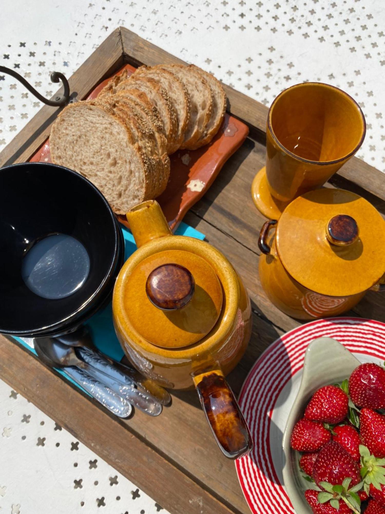 Chambre D'Hotes Le Jardin Des Cigales Bed & Breakfast Aubignan Dış mekan fotoğraf